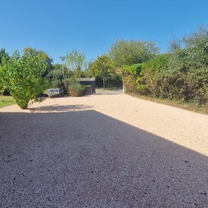 Entrée de Villa en Gravier de Couleur à Colomiers