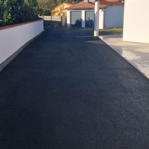 Goudronnage noir – Avant / Après :