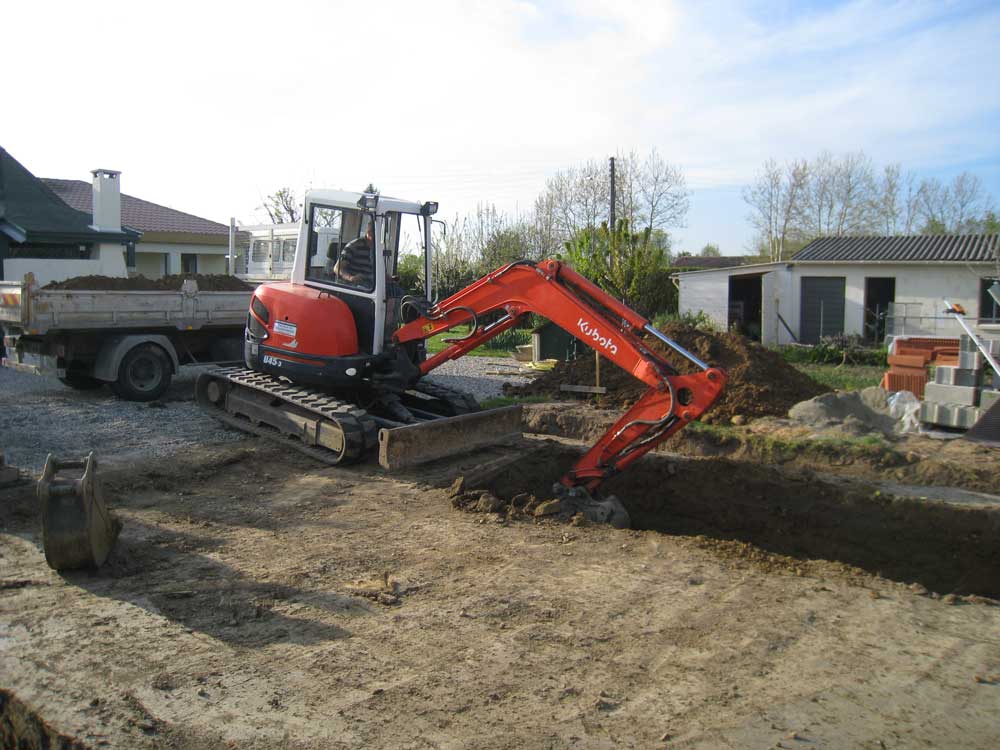 Terrassement à Blagnac avant une construction de maison
